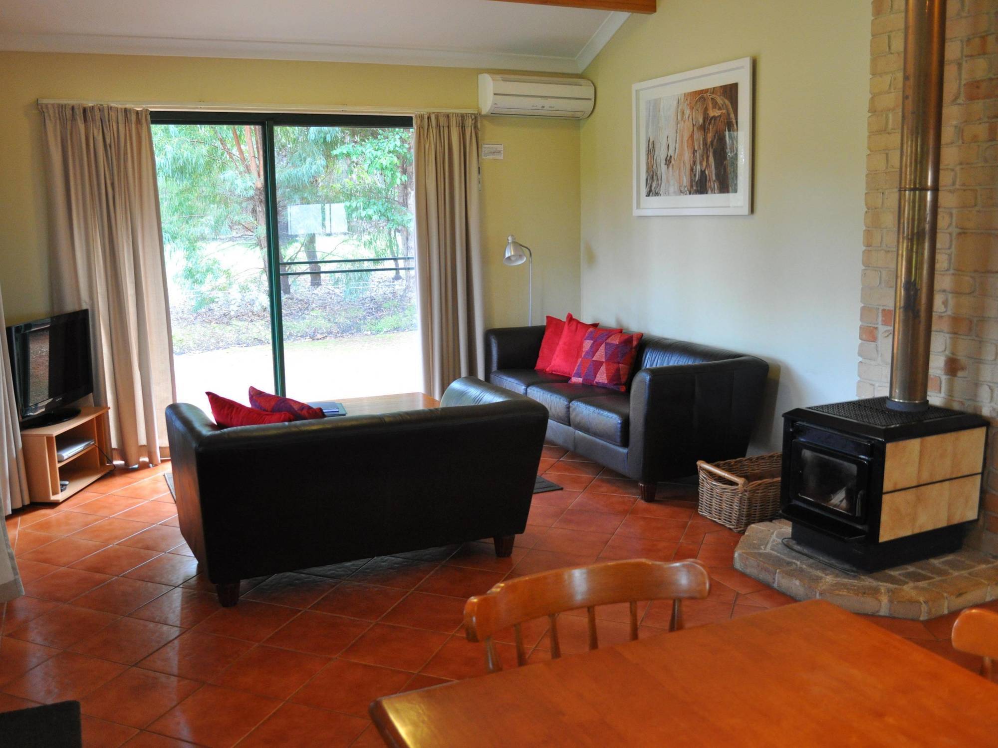 Karri Valley Chalets Pemberton Eksteriør billede